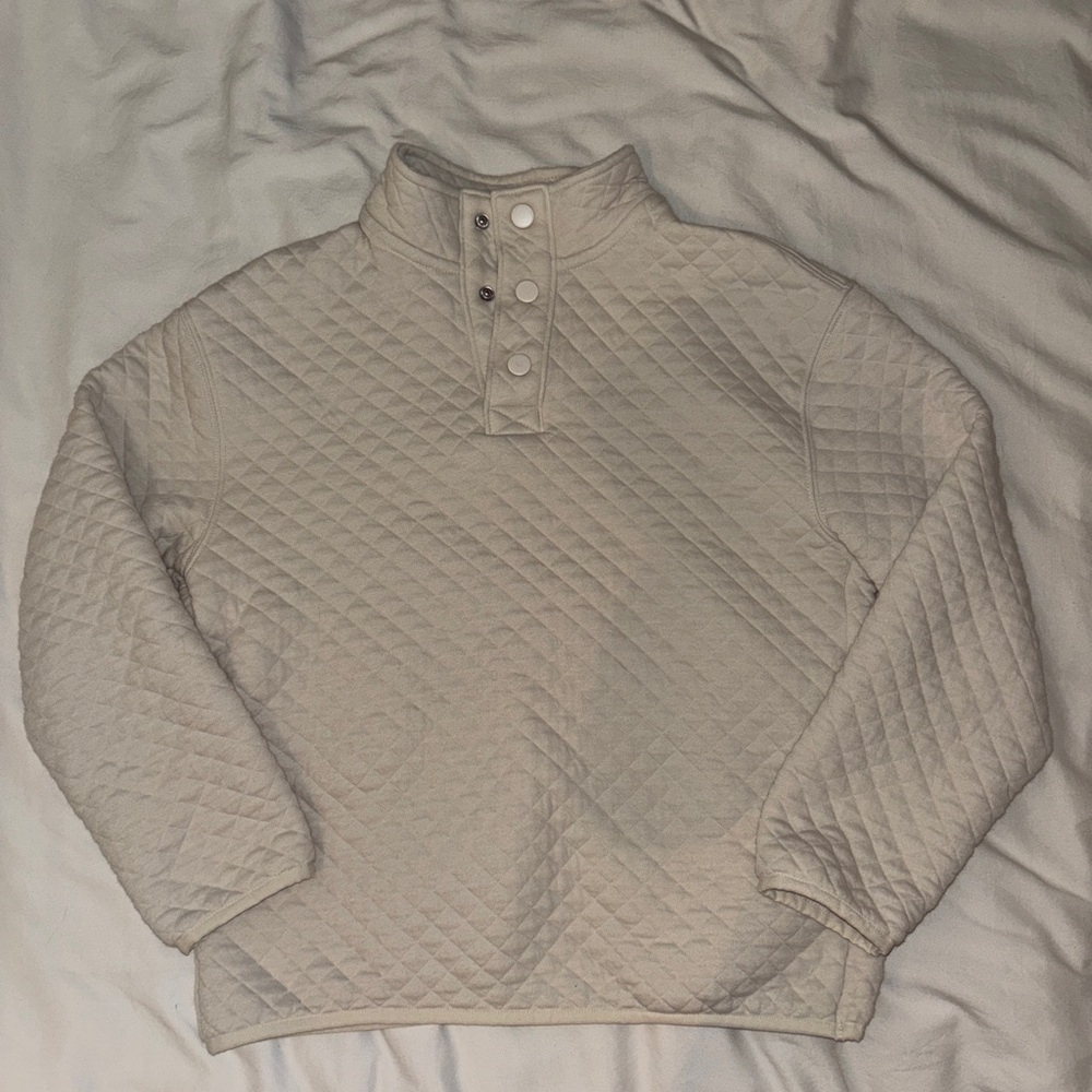 Old Navy Cream Quilted Pullover